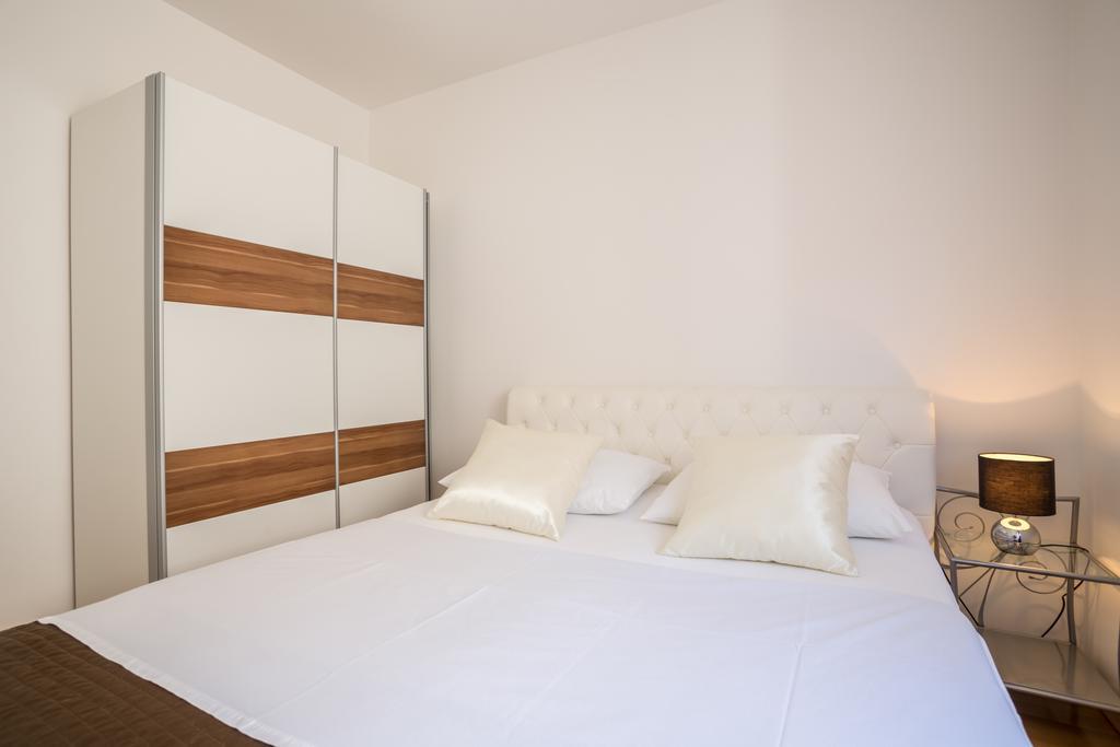 Apartment Falcon Stari Grad (Hvar) Room photo