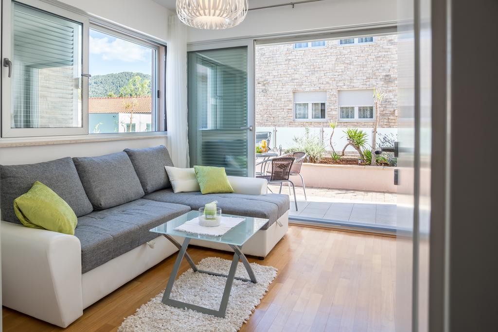 Apartment Falcon Stari Grad (Hvar) Room photo