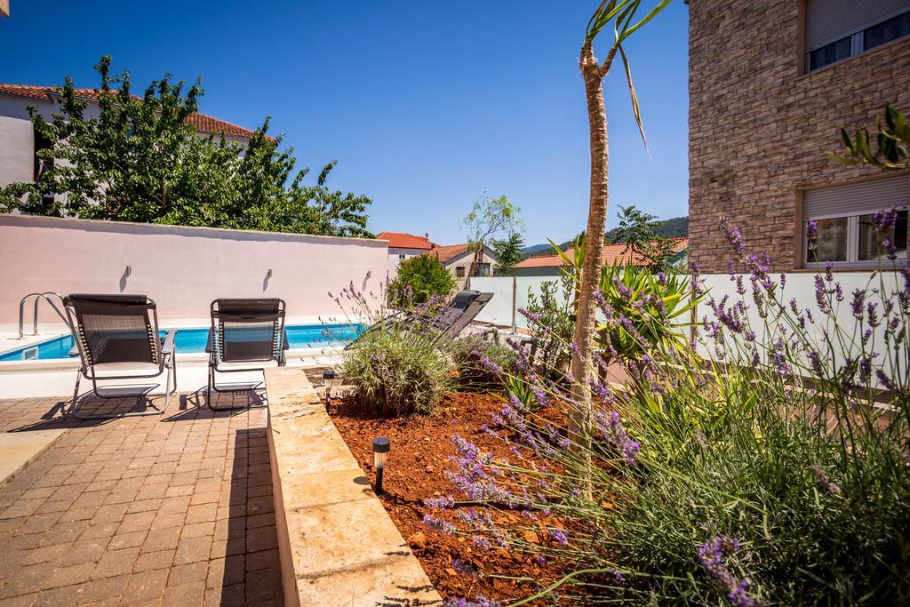 Apartment Falcon Stari Grad (Hvar) Room photo